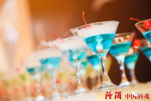 汾酒2018預(yù)計(jì)酒類銷售110億 李秋喜提出2019三大變革引領(lǐng)酒類經(jīng)營新篇章